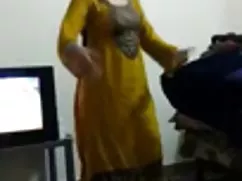 مقابله گرم در خانه در زمستان سرد